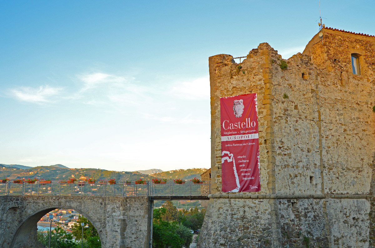 Castello-passerella-jpg